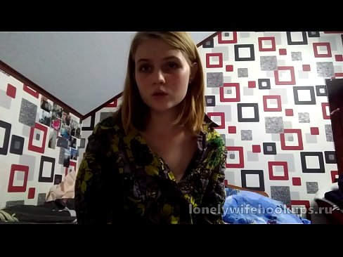 ❤️ Studentja e re bjonde nga Rusia i pëlqen karkat më të mëdha. ️ Porno në sq.moresexmovies.ru ️❤